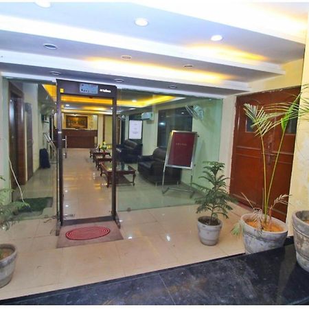 Hotel Hanuwant Palace New Delhi Exterior photo
